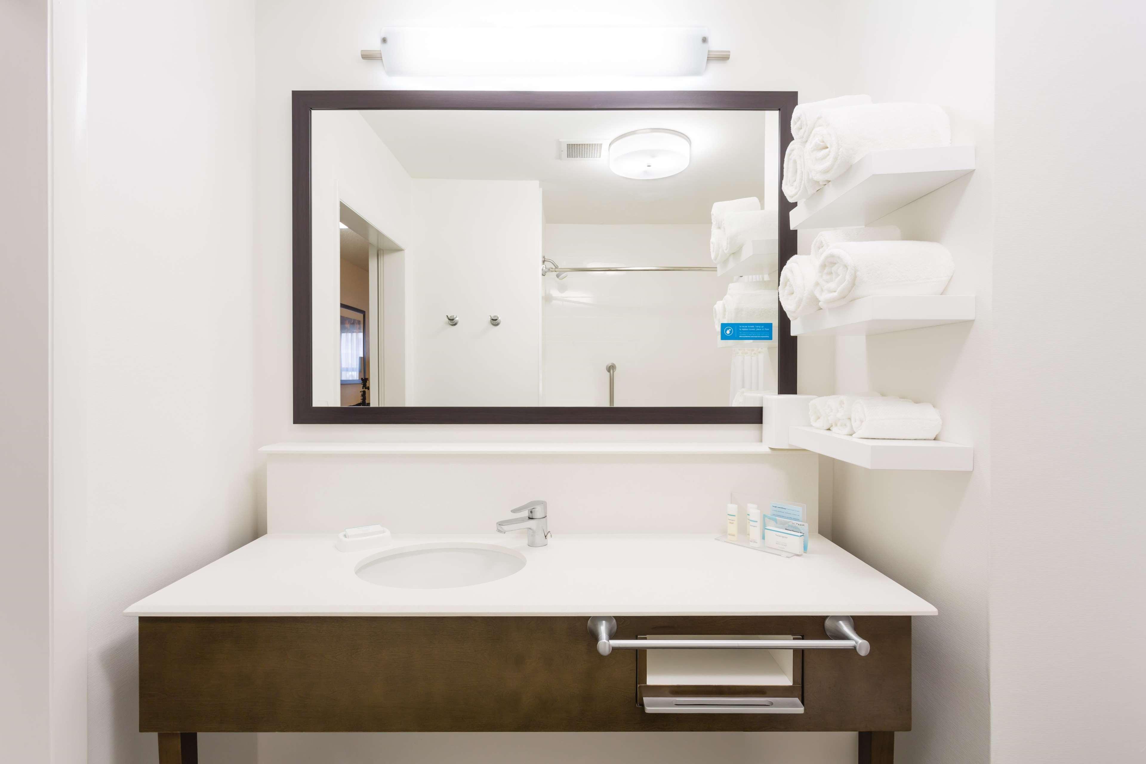 Hampton Inn Havelock Esterno foto