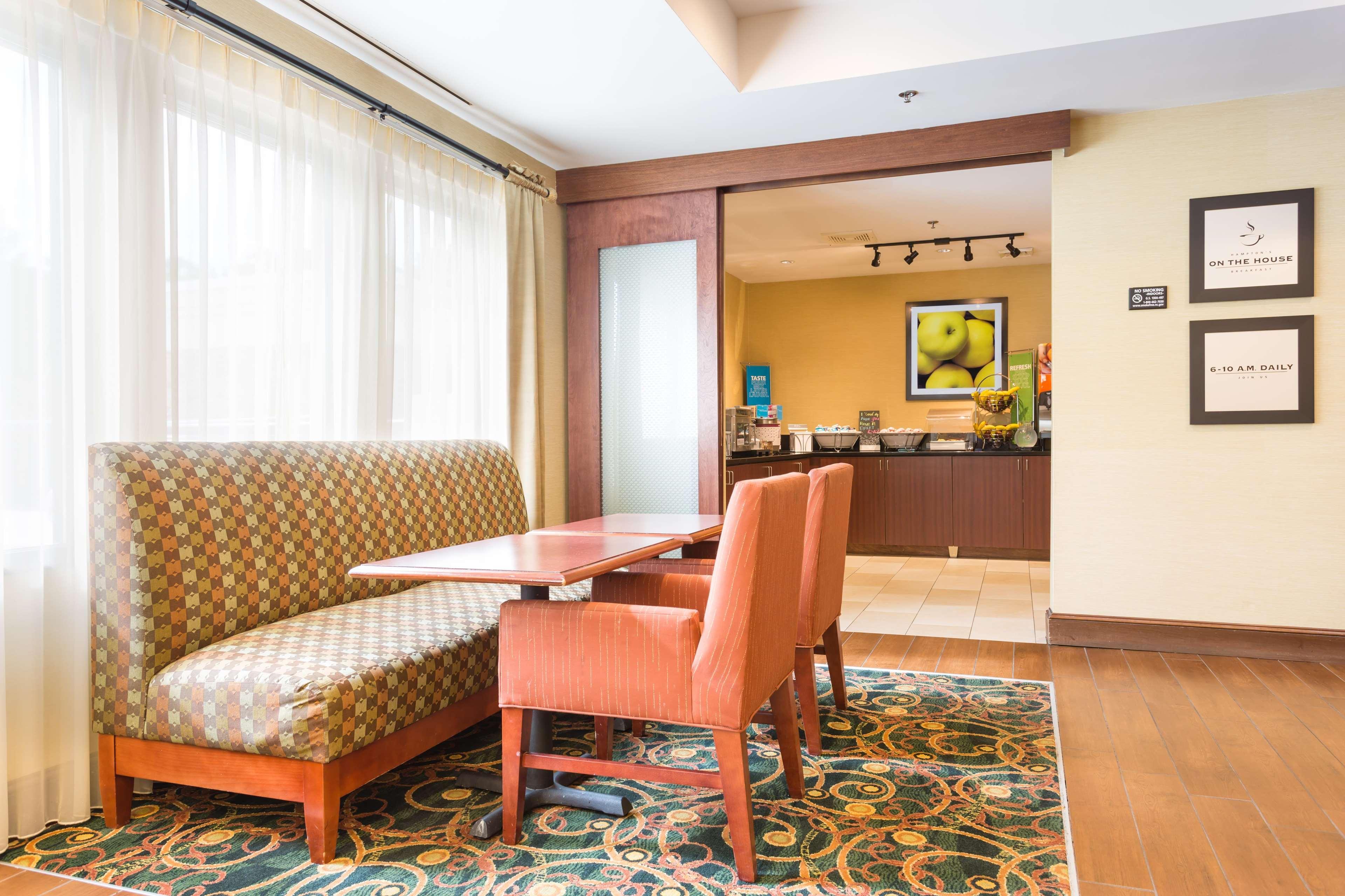 Hampton Inn Havelock Esterno foto