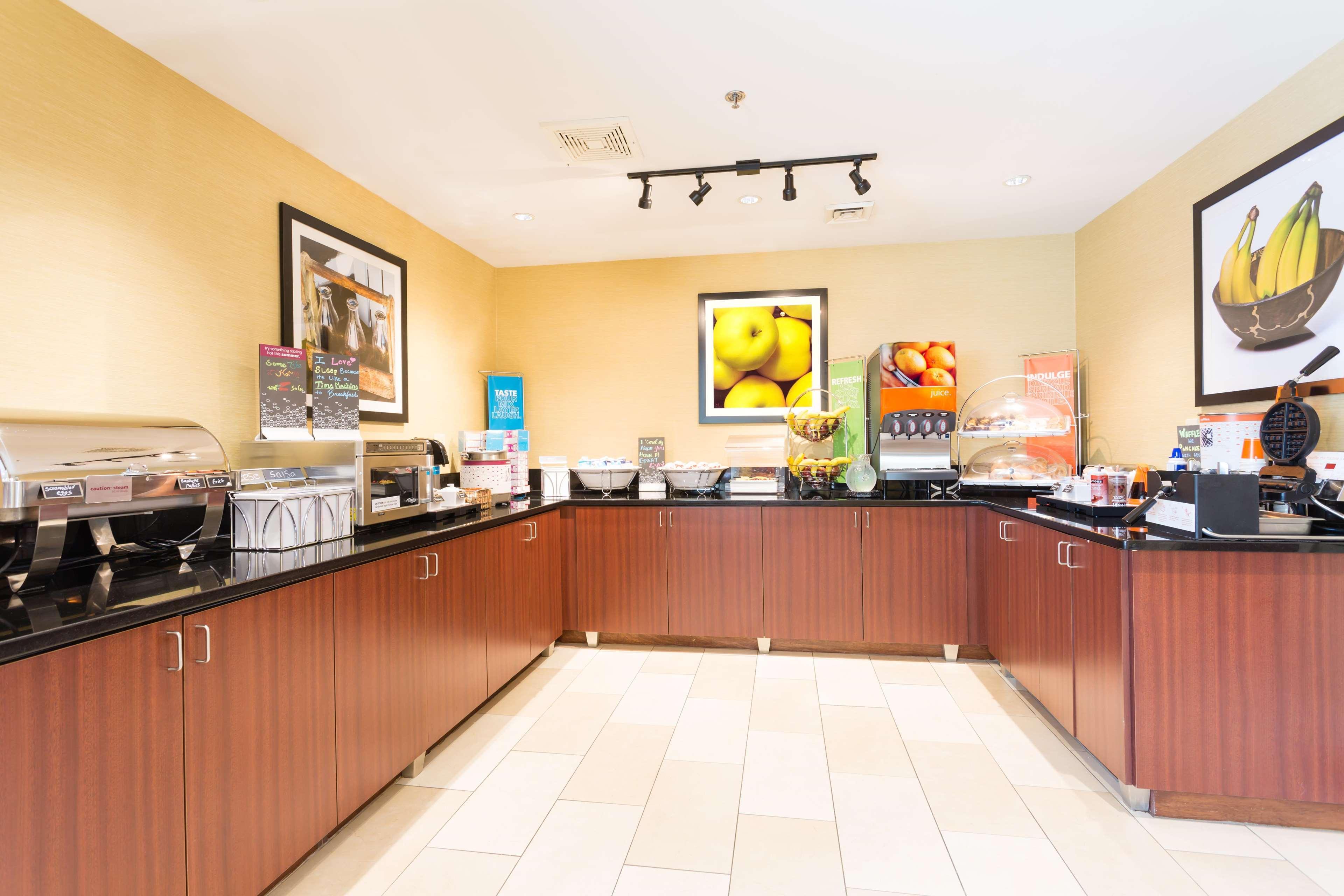 Hampton Inn Havelock Esterno foto